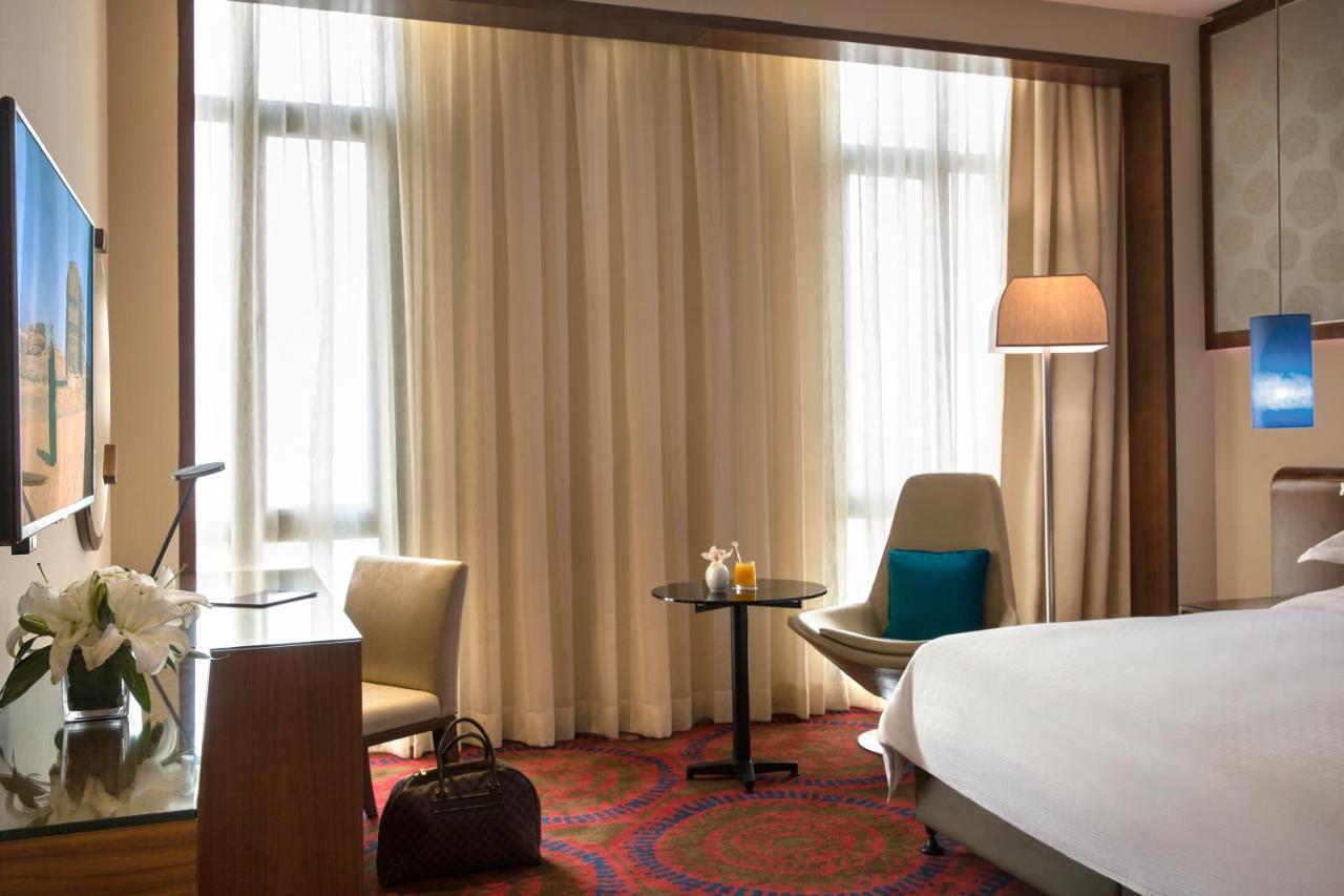 Rosh Rayhaan By Rotana Hotel 5*