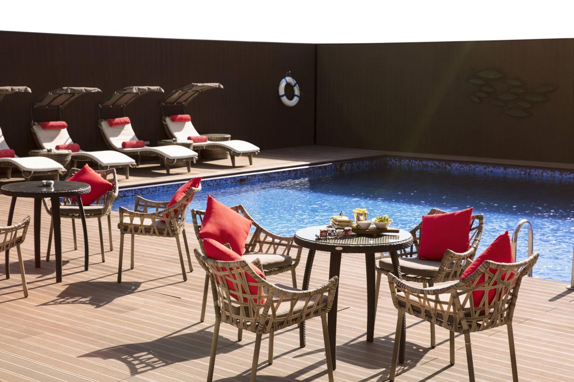 روش ريحان من روتانا فندق 5*